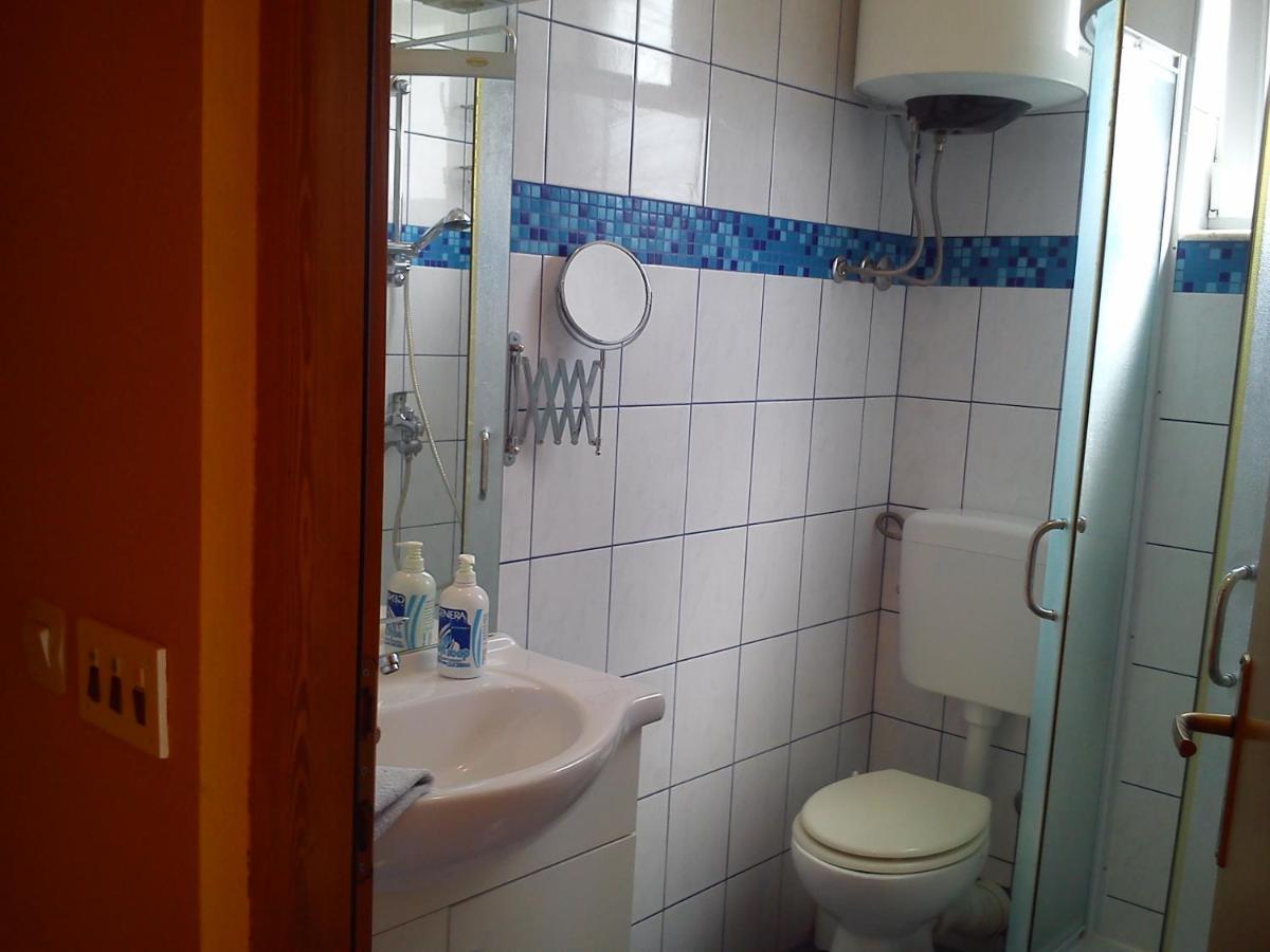 Apartman Atanasov Seline Eksteriør billede