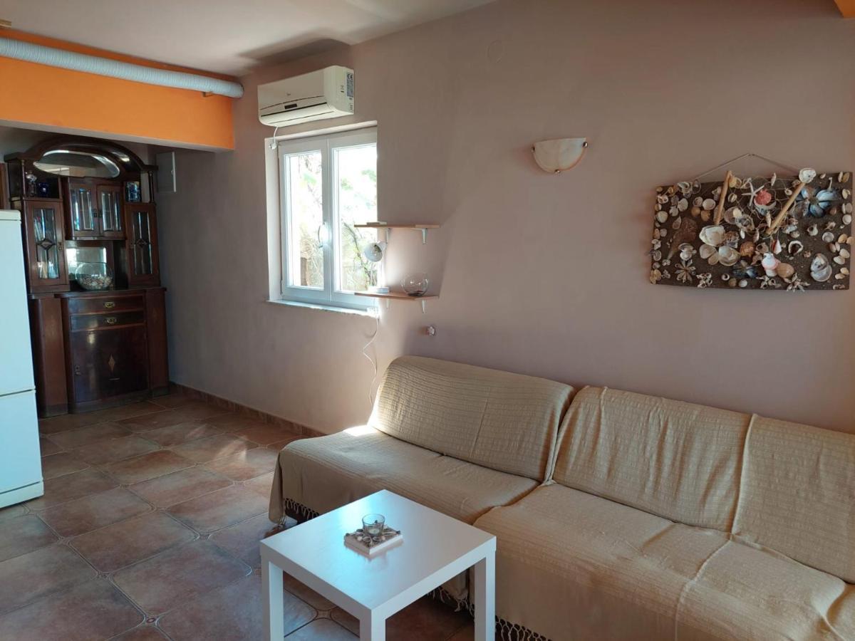 Apartman Atanasov Seline Eksteriør billede